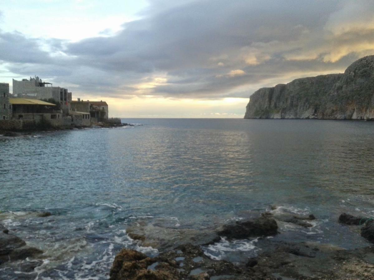 Вілла Stonehouse In Mani Penisula Koita Екстер'єр фото