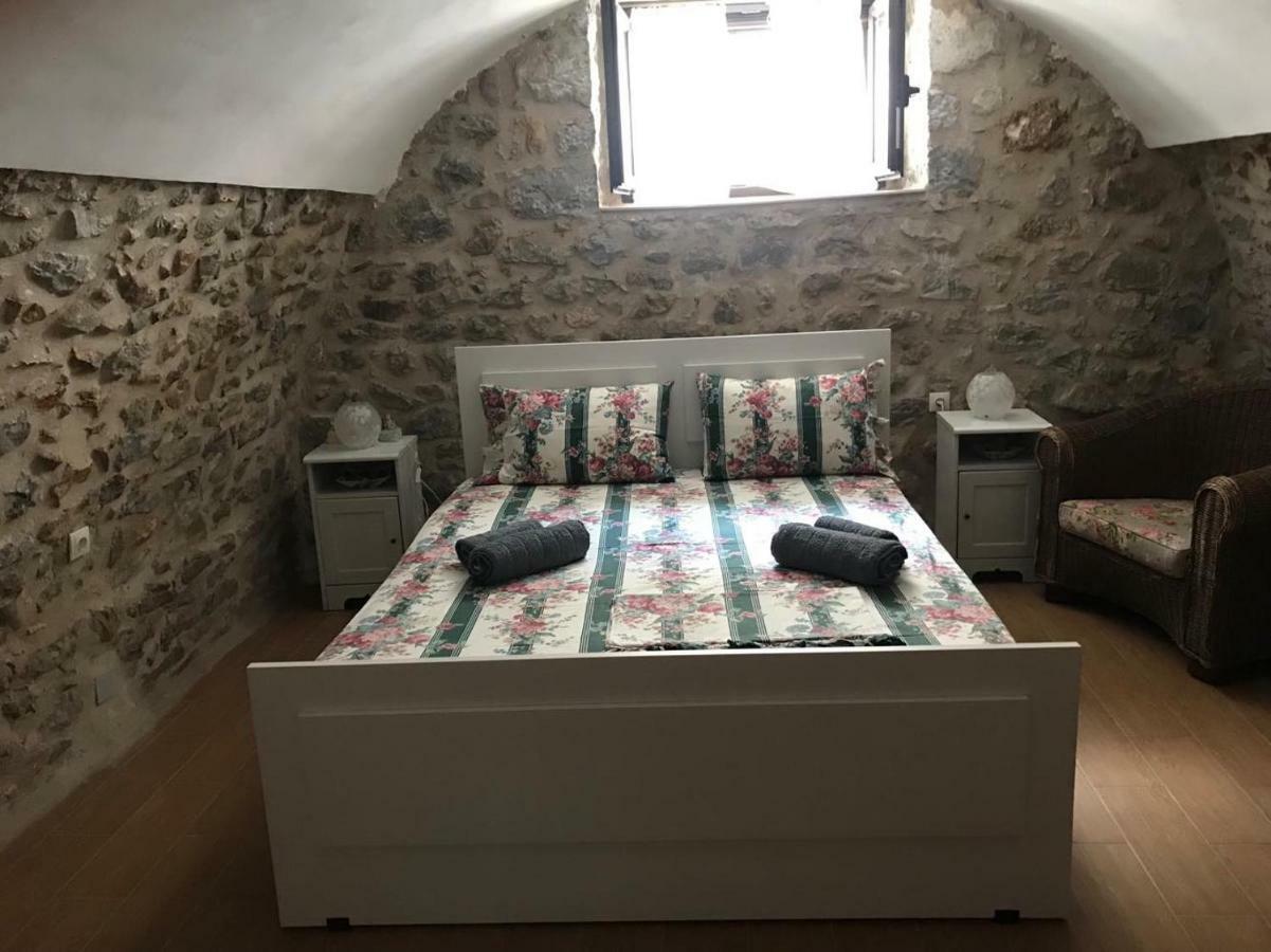 Вілла Stonehouse In Mani Penisula Koita Екстер'єр фото